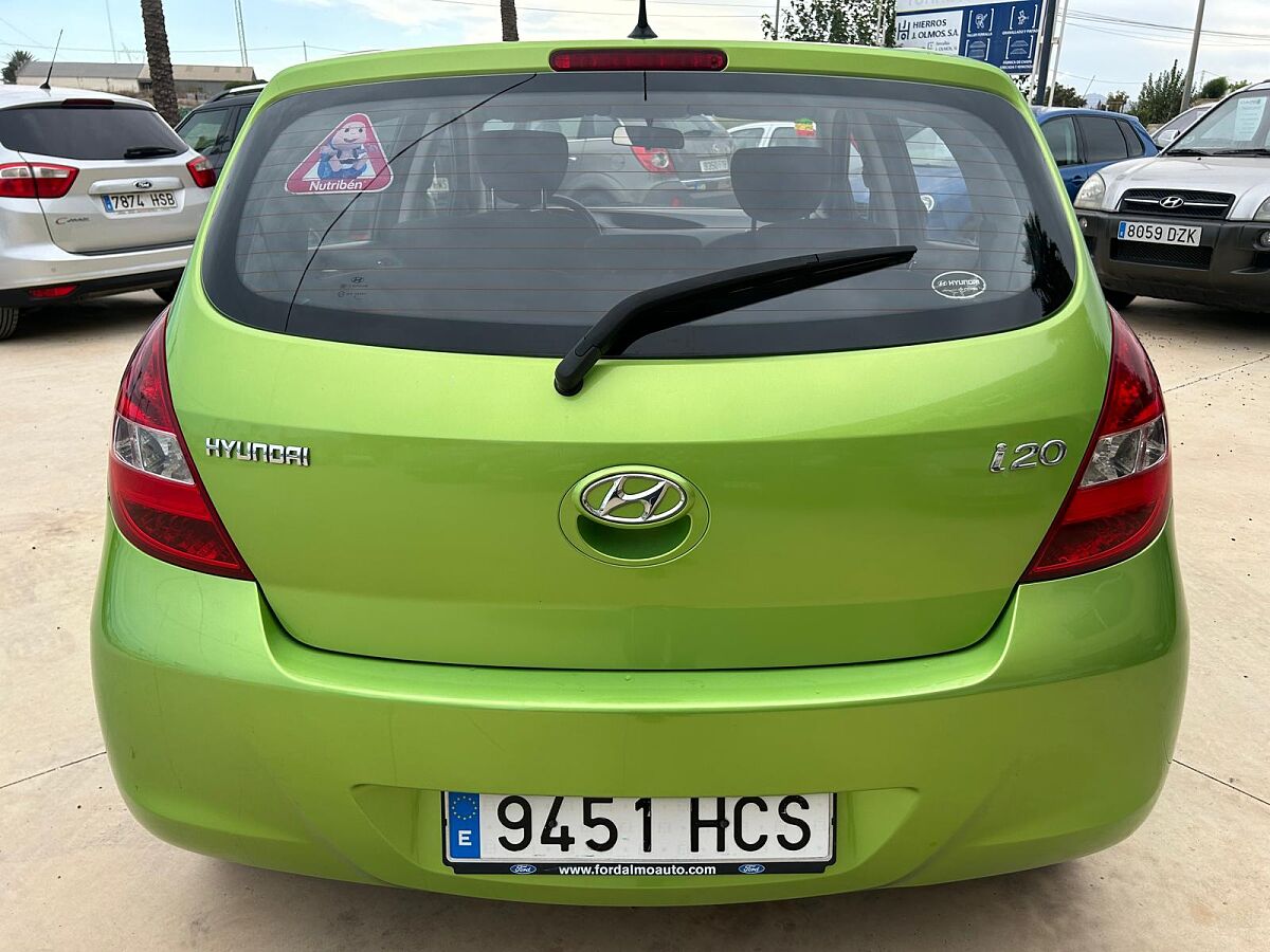 HYUNDAI I20 CLASSIC 1.2 SPANISH LHD IN SPAIN ONLY 91000 MILES SUPERB 2011